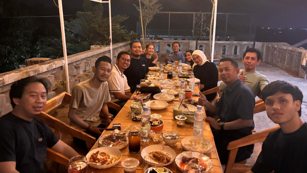 Iftar Jama'i TMG Field Team at Cepu, Central Java, Indonesia